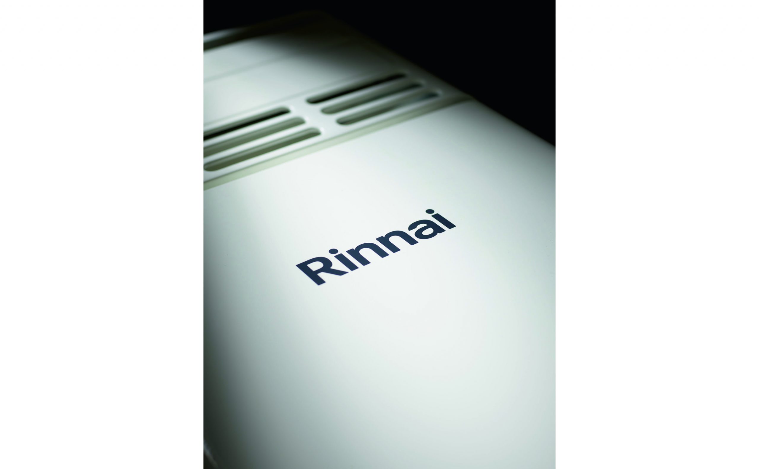 Rinnai Flowmaster 10 Gas Instantaneous Hot Water (close up)