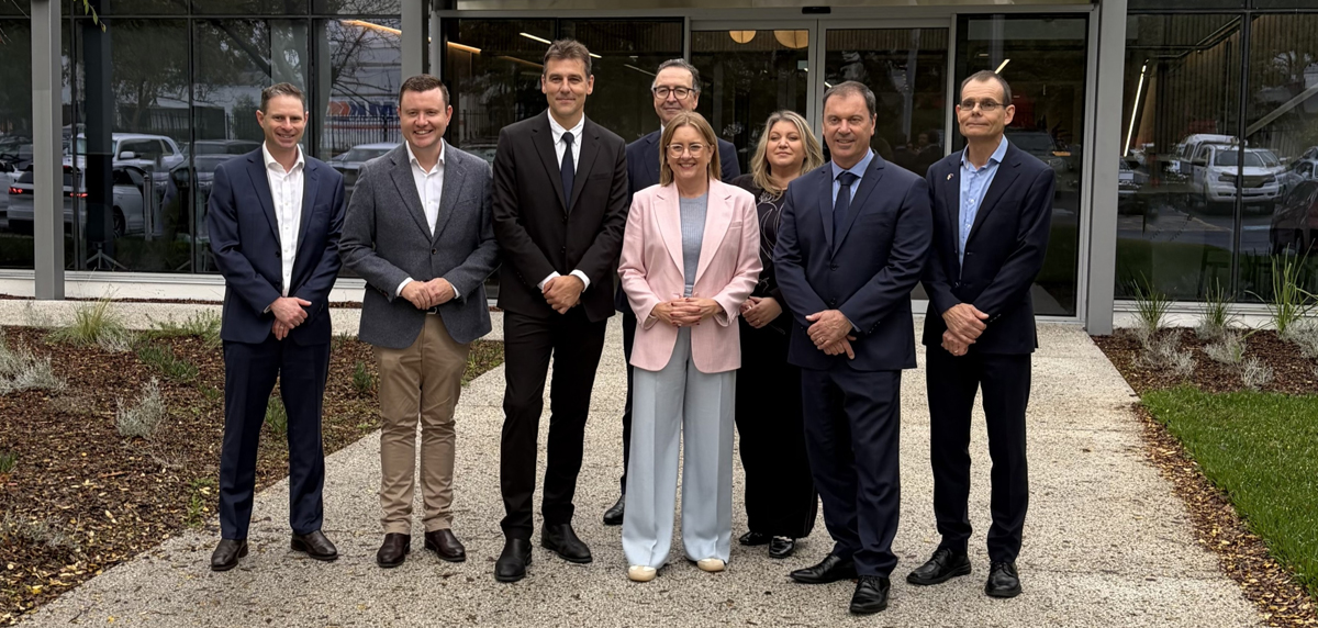The Premier and key Ministers visited Rinnai Head Office